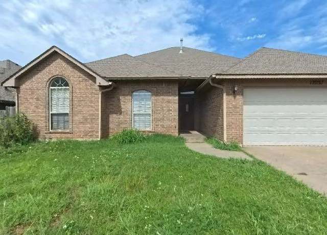 Property at 17037 Woodvine Dr, Edmond, OK 73012, 3 beds, 2 baths