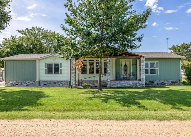 Property at 713 Terrace Pl, Sulphur, OK 73086, 3 beds, 2 baths