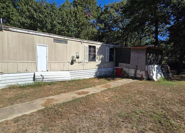 Property at 12311 Birdhouse Rd, Kingston, OK 73439, 2 beds, 1 bath