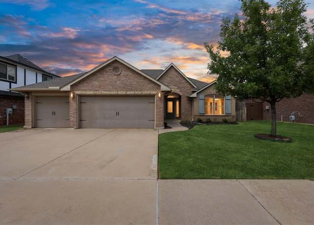 Property at 2329 NW 156th St, Edmond, OK 73013, 4 beds, 2 baths