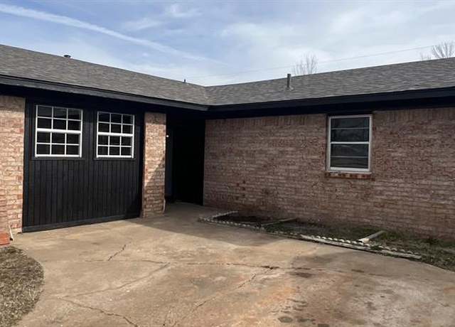 Property at 231 S 5th Ave, Stroud, OK 74079, 3 beds, 1 bath