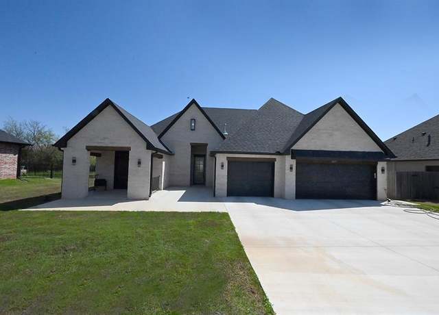 Property at 1217 N Henderson St, Stillwater, OK 74075, 4 beds, 3 baths