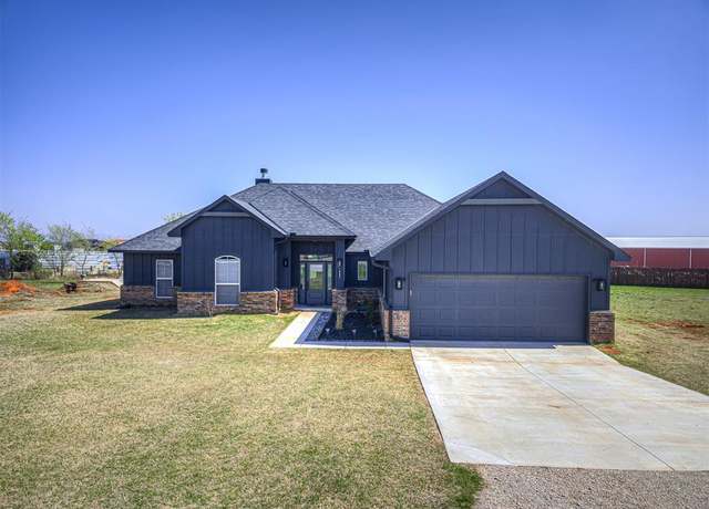 Property at 1062 Rheagen Kay Ave, Tuttle, OK 73089, 4 beds, 2.5 baths