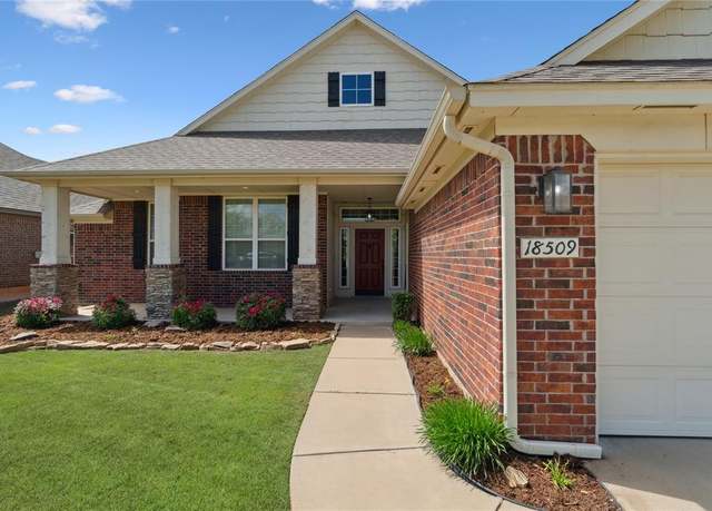 Property at 18509 Las Meninas Dr, Edmond, OK 73012, 3 beds, 2 baths