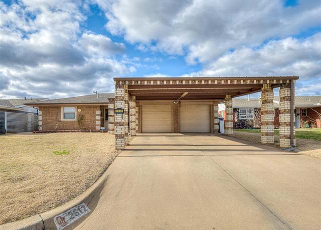 Property at 2612 SW 71st St, Oklahoma City, OK 73159, 3 beds, 1.5 baths