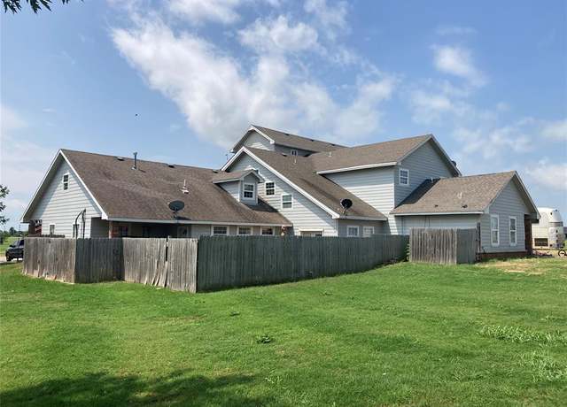 Property at 1072 County Street 2958, Tuttle, OK 73089, 12 beds, 9.5 baths