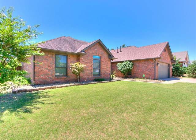 Property at 1309 Nottingham Cir, Shawnee, OK 74804, 4 beds, 3 baths