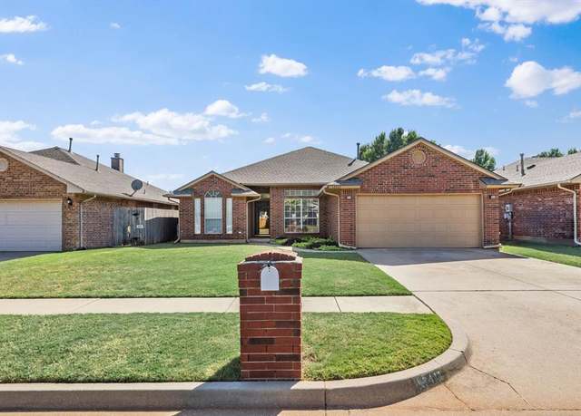 Property at 13413 Mayberry Pl, Oklahoma City, OK 73142, 3 beds, 2 baths