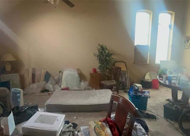 Property at 924 Preston Park Dr, Yukon, OK 73099, 4 beds, 3.5 baths