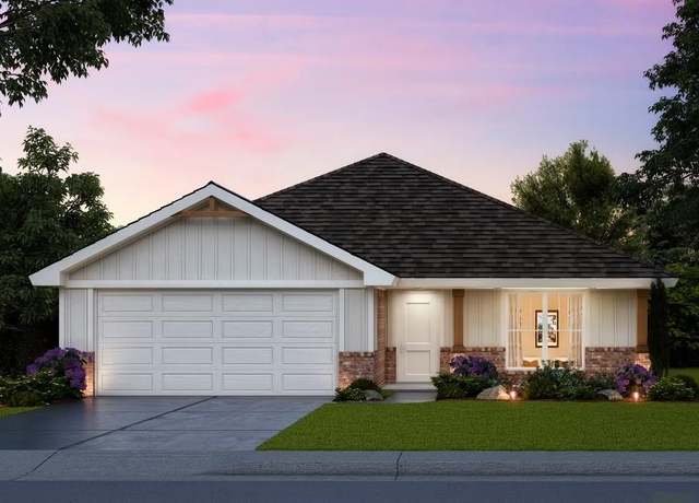 Property at 18221 Austin Ct, Edmond, OK 73012, 4 beds, 2 baths
