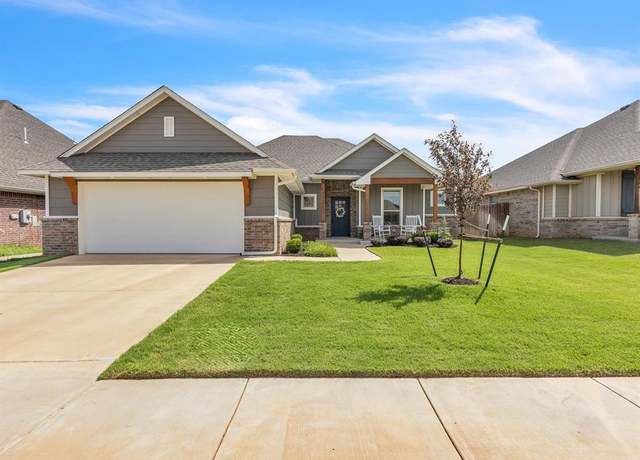 Property at 18716 Lazy Grove Dr, Edmond, OK 73012, 3 beds, 2 baths
