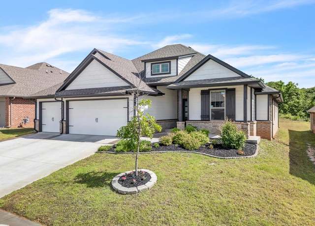Property at 8332 Poplar Dr, Edmond, OK 73034, 4 beds, 2 baths