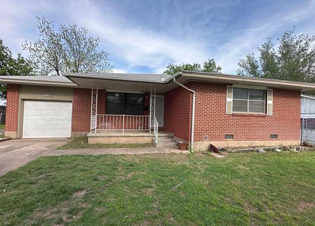 Property at 2243 NW 40th St, Lawton, OK 73505, 3 beds, 1 bath