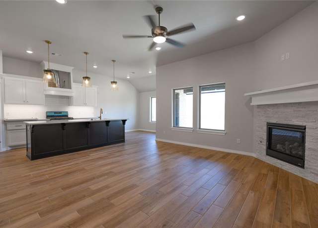 Property at 4005 Lleyton Dr, Norman, OK 73072, 3 beds, 2 baths
