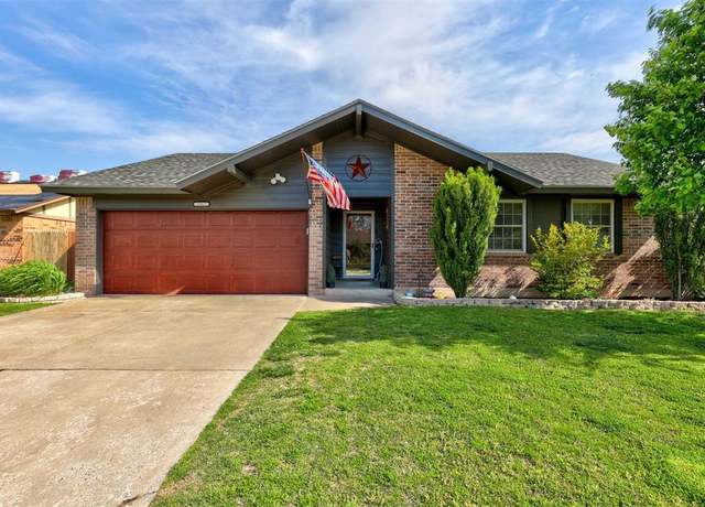Property at 1013 SW 11th St, Moore, OK 73160, 3 beds, 2 baths