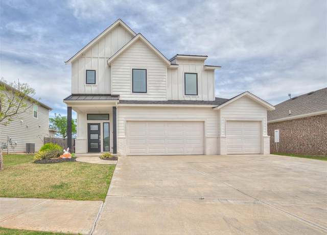Property at 2000 Sara Vista Dr, Yukon, OK 73099, 3 beds, 2.5 baths