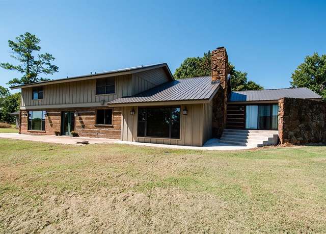 Property at 19060 Indian Meridian Rd, Pauls Valley, OK 73075, 4 beds, 4.5 baths