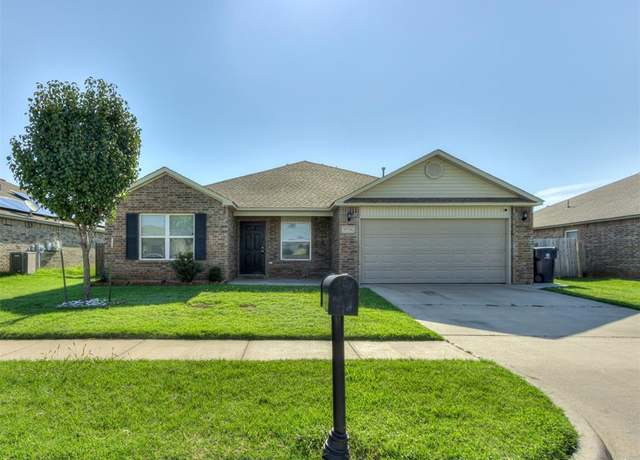 Property at 4724 Fieldstone Dr, Oklahoma City, OK 73179, 4 beds, 2 baths