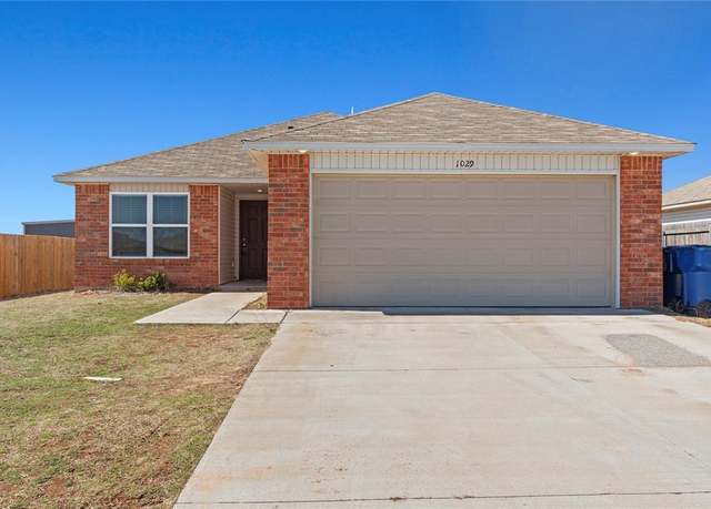 Property at 1029 S Blackjack Ln, Mustang, OK 73064, 3 beds, 2 baths