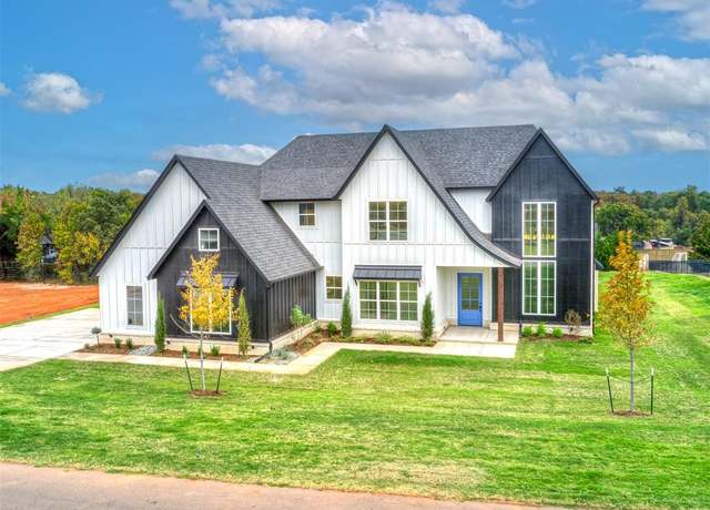 Property at 400 Old Farm Rd, Edmond, OK 73034, 4 beds, 3.5 baths