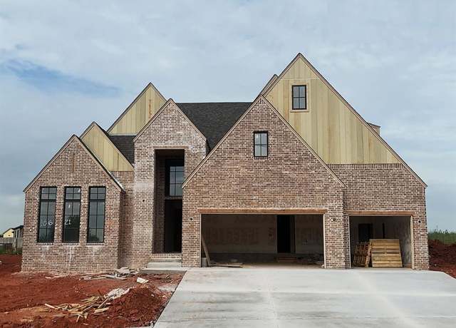 Property at 15621 Flora Ave, Edmond, OK 73013, 5 beds, 3.5 baths