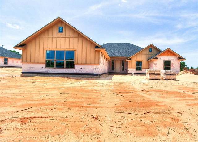 Property at 11673 Ward Rd, Edmond, OK 73034, 5 beds, 3 baths