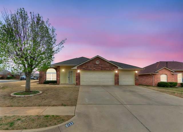 Property at 8133 Azurewood Dr, Oklahoma City, OK 73135, 3 beds, 2 baths
