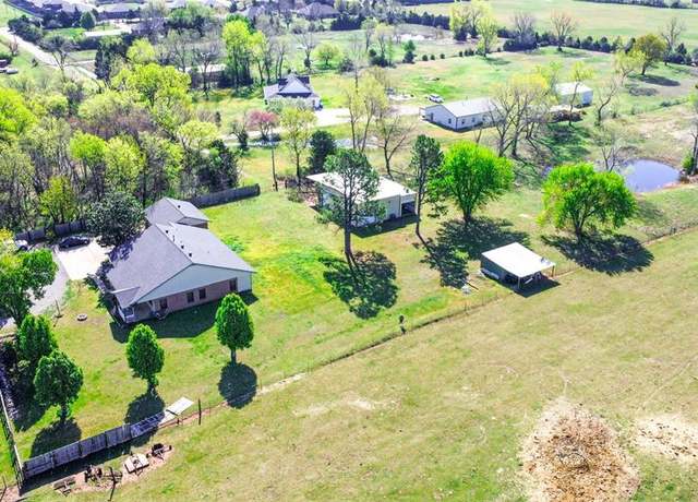 Property at 1712 NW 16th St, Newcastle, OK 73065, 3 beds, 2 baths