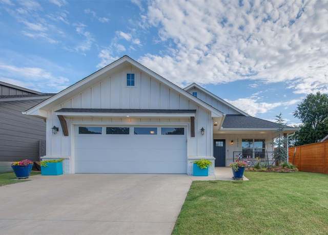 Property at 2933 Cashion Pl, Oklahoma City, OK 73112, 3 beds, 2 baths