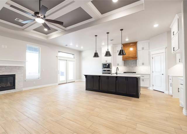 Property at 8700 Grey Wind Way, Edmond, OK 73007, 4 beds, 2.5 baths