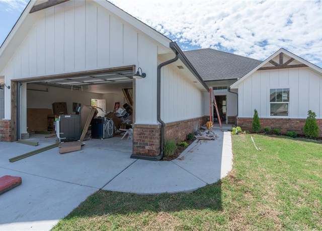 Property at 9336 SW 42nd St, Oklahoma City, OK 73179, 4 beds, 2.5 baths