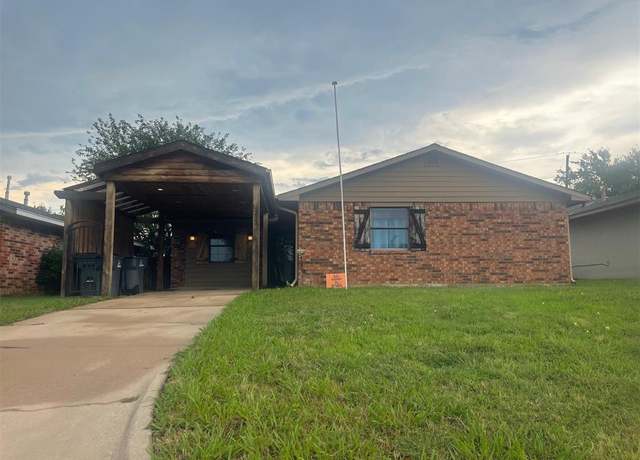 Property at 2620 NE Euclid, Lawton, OK 73507, 3 beds, 2 baths