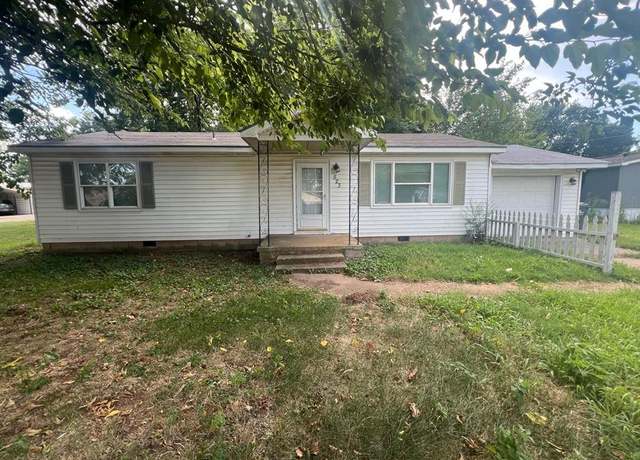 Property at 523 SE 4th St, Lexington, OK 73051, 3 beds, 1.5 baths
