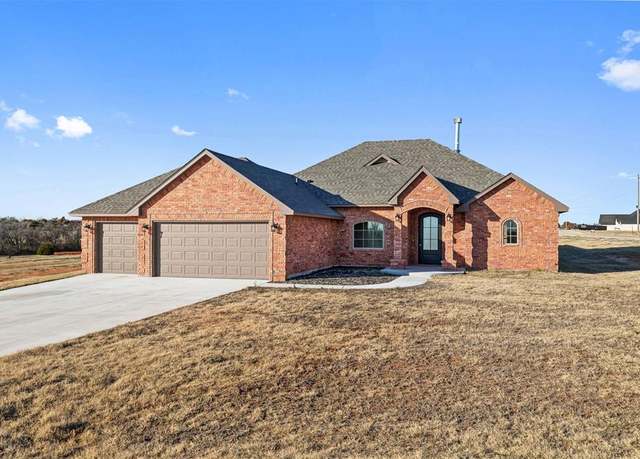 Property at 2438 Canyon Cir, Blanchard, OK 73010, 3 beds, 2 baths