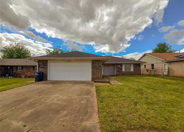 Property at 3910 Marie Dr, Shawnee, OK 74804, 3 beds, 2 baths