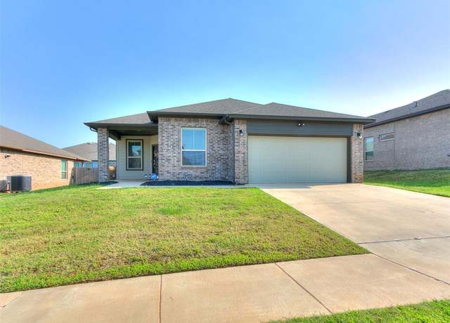 Property at 11208 NW 95th St, Yukon, OK 73099, 4 beds, 2 baths