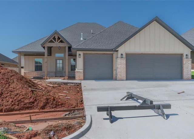 Property at 9216 SW 42nd St, Oklahoma City, OK 73179, 3 beds, 2.5 baths