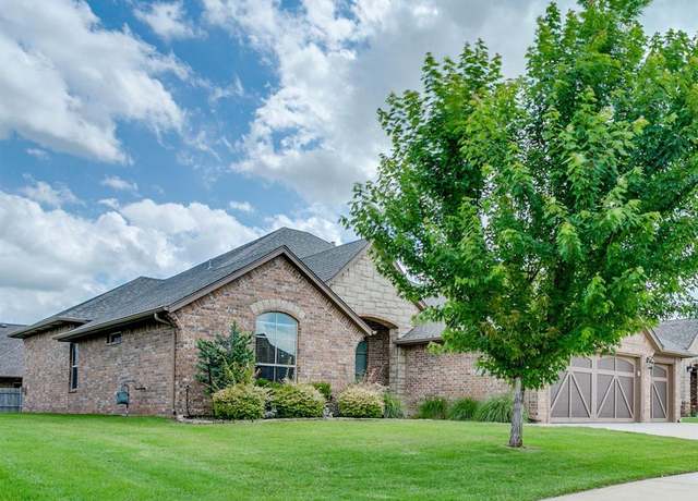 Property at 13204 NW 2nd St, Yukon, OK 73099, 3 beds, 2 baths