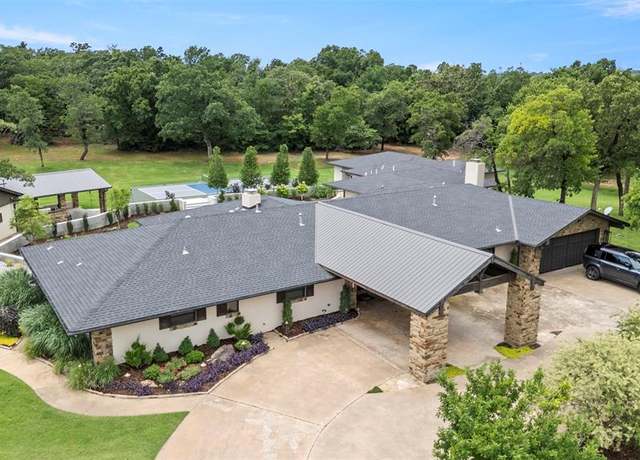 Property at 2800 E 15th St, Edmond, OK 73013, 4 beds, 6.5 baths