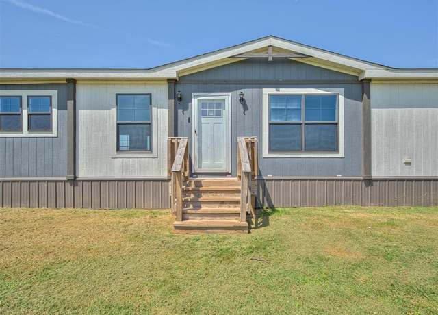 Property at 8025 Lewis Rd, Lexington, OK 73051, 3 beds, 2 baths