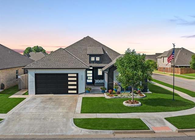 Property at 6301 NW 159th St, Edmond, OK 73013, 3 beds, 2 baths