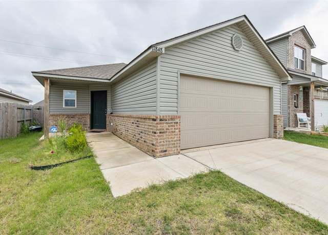 Property at 11848 Kameron Way, Yukon, OK 73099, 4 beds, 2 baths