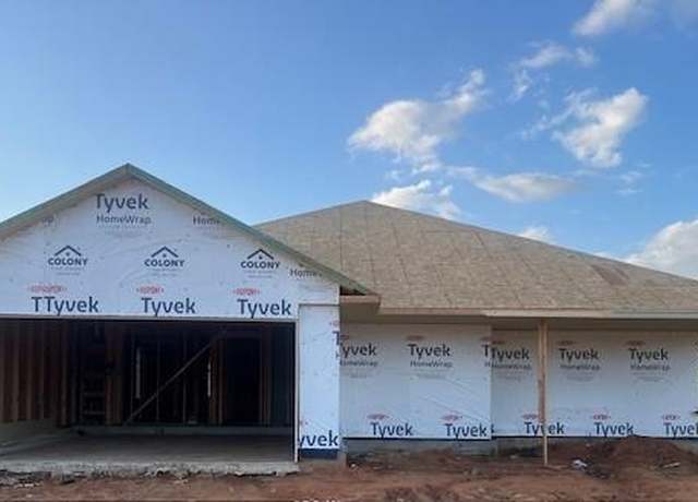 Property at 904 Hazy Brook Cir, Chickasha, OK 73018, 4 beds, 2 baths