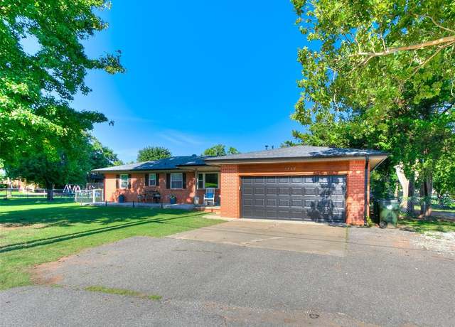Property at 1717 S Webster Dr, Midwest City, OK 73130, 4 beds, 2.5 baths