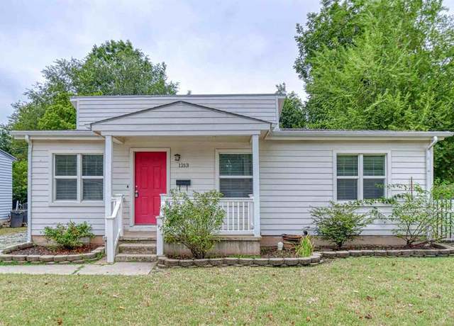 Property at 1213 Iowa St, Norman, OK 73069, 3 beds, 1 bath