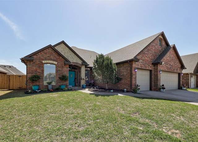 Property at 2600 Busheywood Dr, Yukon, OK 73099, 3 beds, 2.5 baths