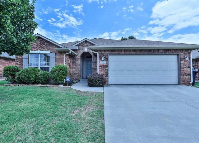Property at 2340 SW 138th St, Oklahoma City, OK 73170, 3 beds, 2 baths