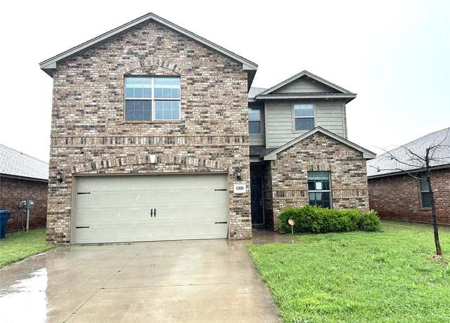 Property at 1009 NW 5th St, Newcastle, OK 73065, 5 beds, 2.5 baths