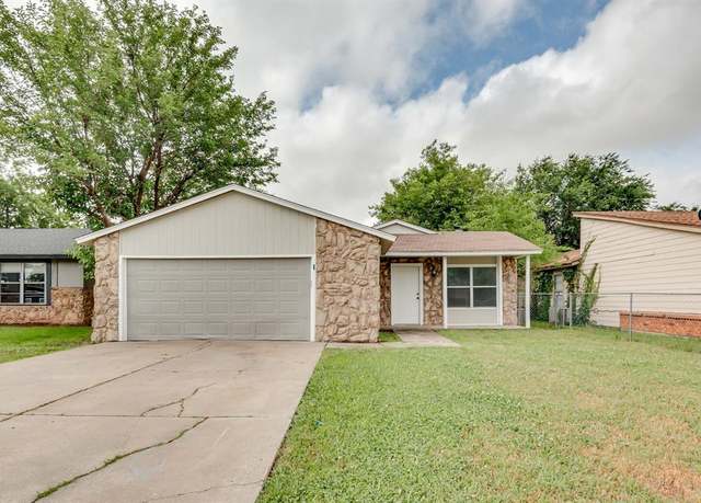 Property at 812 NW 113th St, Oklahoma City, OK 73114, 3 beds, 1.5 baths