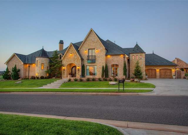 Property at 16904 Rainwater Trl, Edmond, OK 73012, 5 beds, 4.5 baths